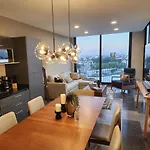 Comodo Y Lujoso Departamento