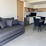 Acogedor Departamento 2 Habitaciones, Alberca, Gym