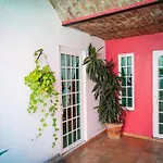 Casa Flamingos En El Centro De Tlaquepaque