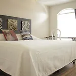 Cozy Loft *London* / Centrico Zapopan