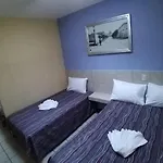 Hotel Aguila