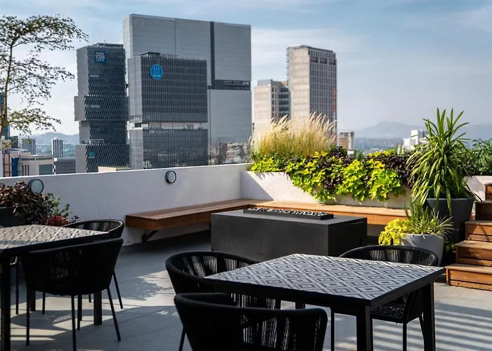 Financial District! Modern Getaway M03