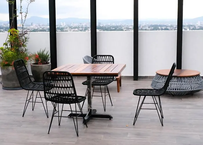 Escenia Comfort, 9Th Floor Apt With Awesome Views!