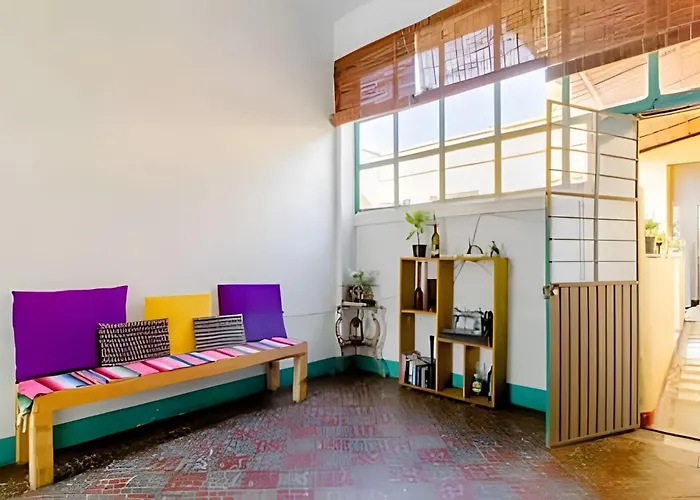 2 Corazon Del Centro Historico Guadalajara Hospedate En Casa Antigua En Una Habitacion Privada Con Areas Comunes Y Banos Compartidas