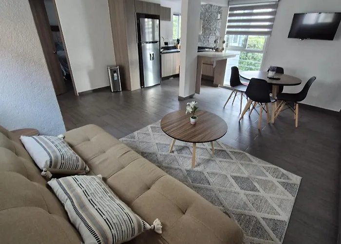 Departamento En Paseos Del Sol, Zapopan Con Amplia Recamara