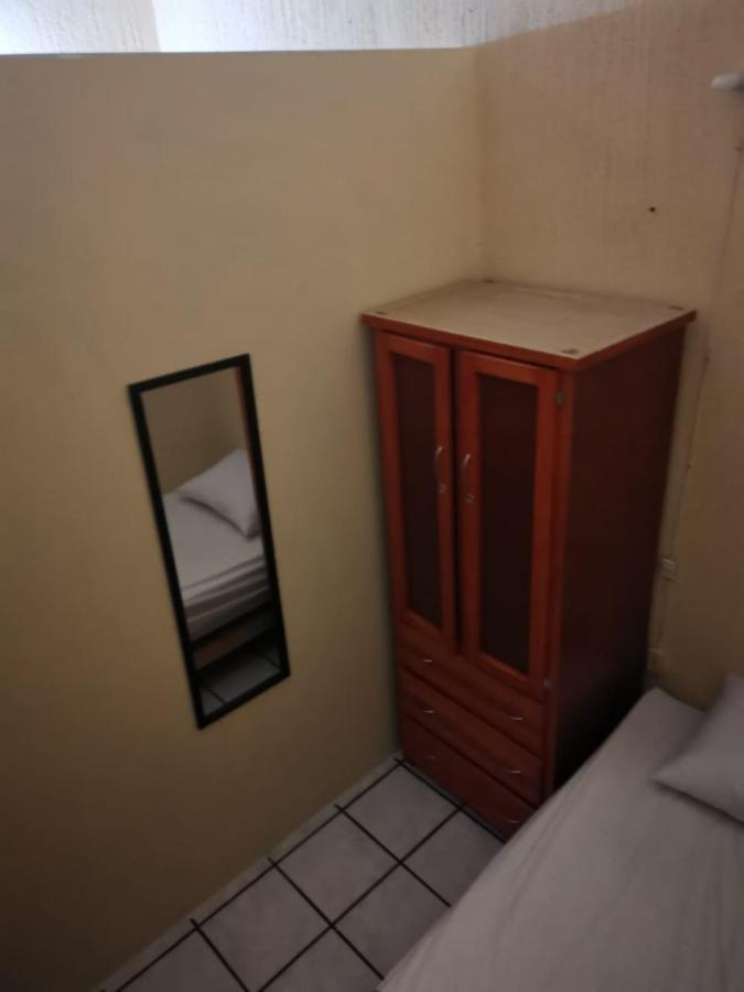 Hostal Guadalajara *