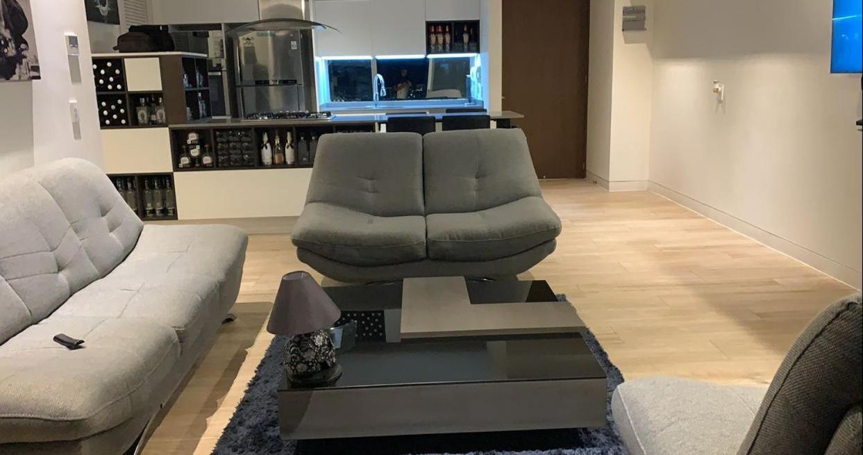 Andares Lobby 33 PH piso 26