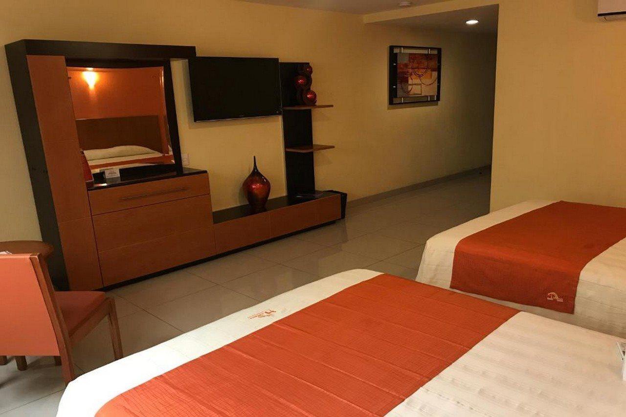 Hostalia Expo&business Class Hotel