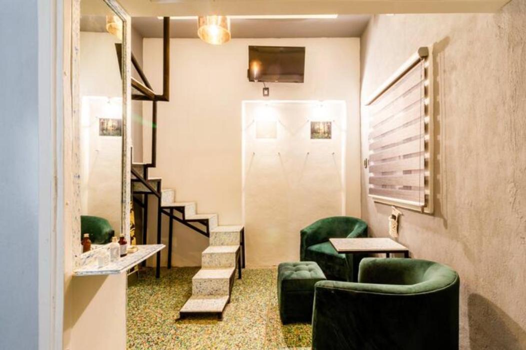 Mintaka Eco Plastico Hotel 3*