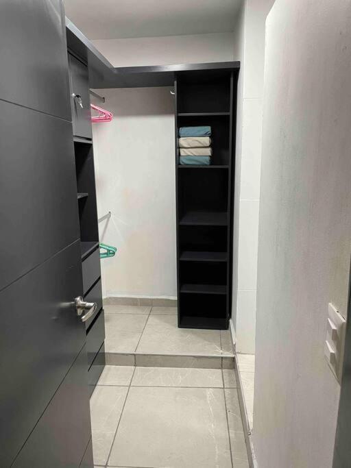 Apartamento Alojamiento Completo, Con Una Excelente Ubicación