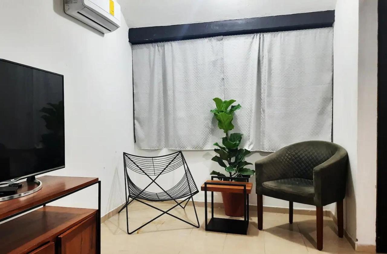 Exclusive Bugambilias Lukasa Home, Alberca & Airhockey Villa Guadalajara