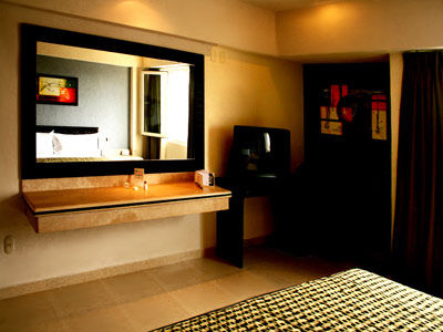 Real Del Sol - Zona Expo E Industrial Hotel