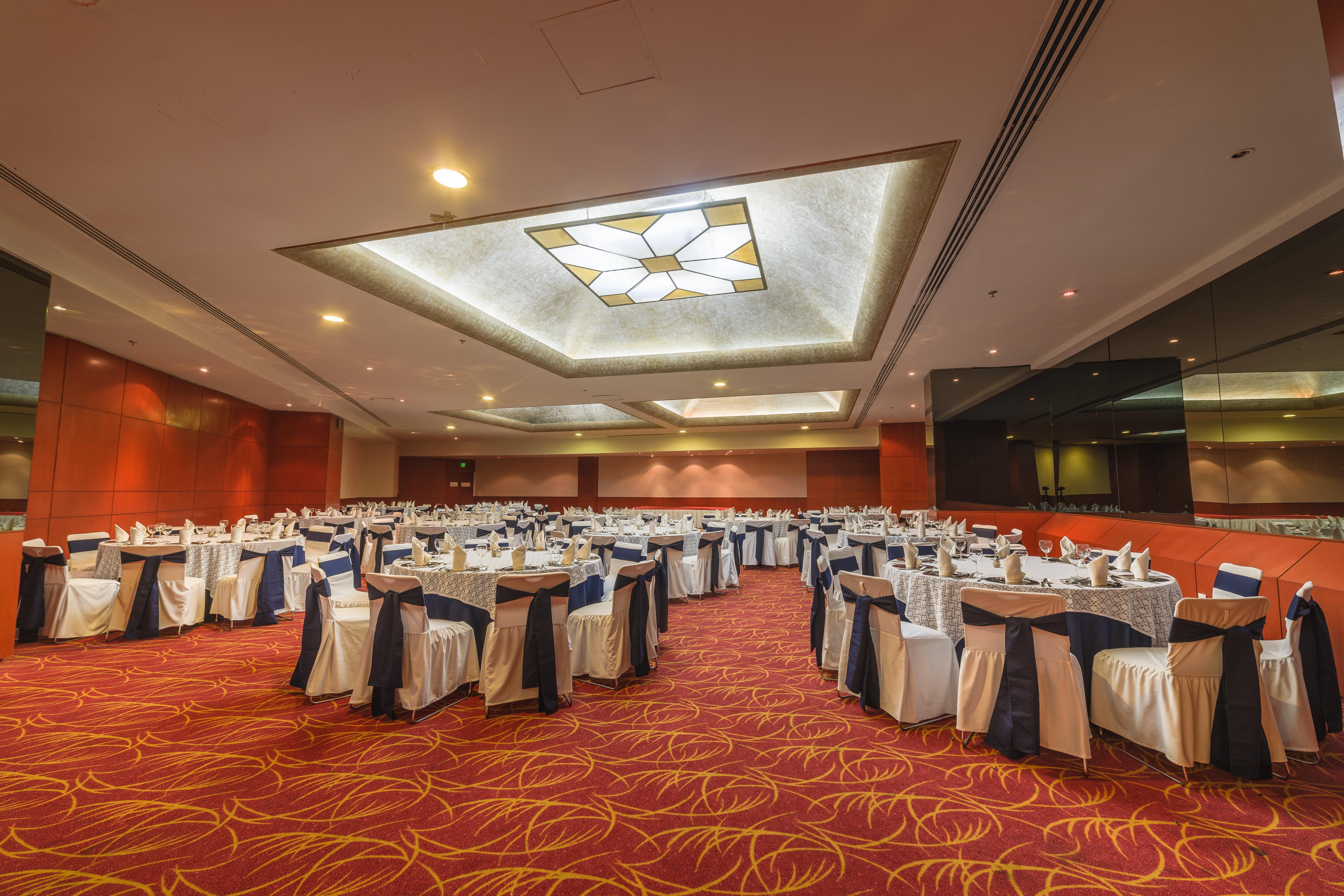Select By Ihg 4*