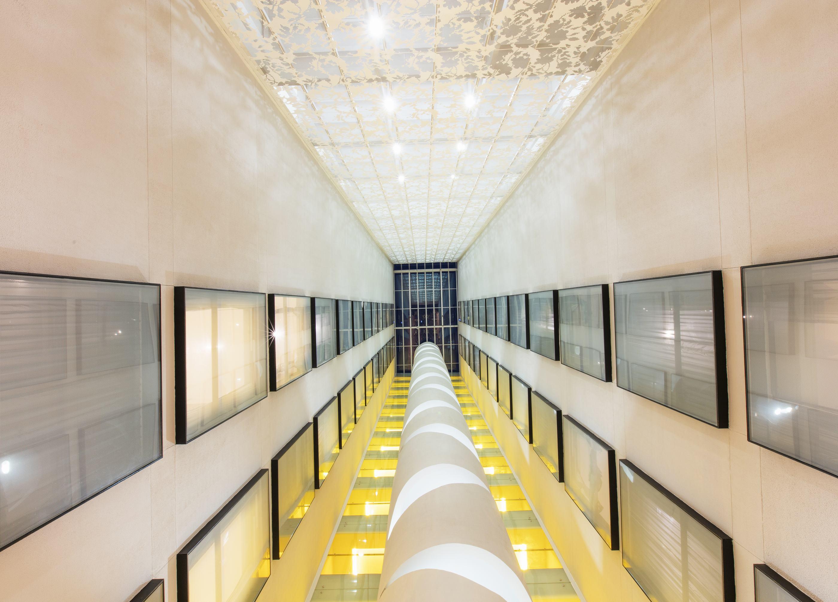 Krystal Urban Hotel