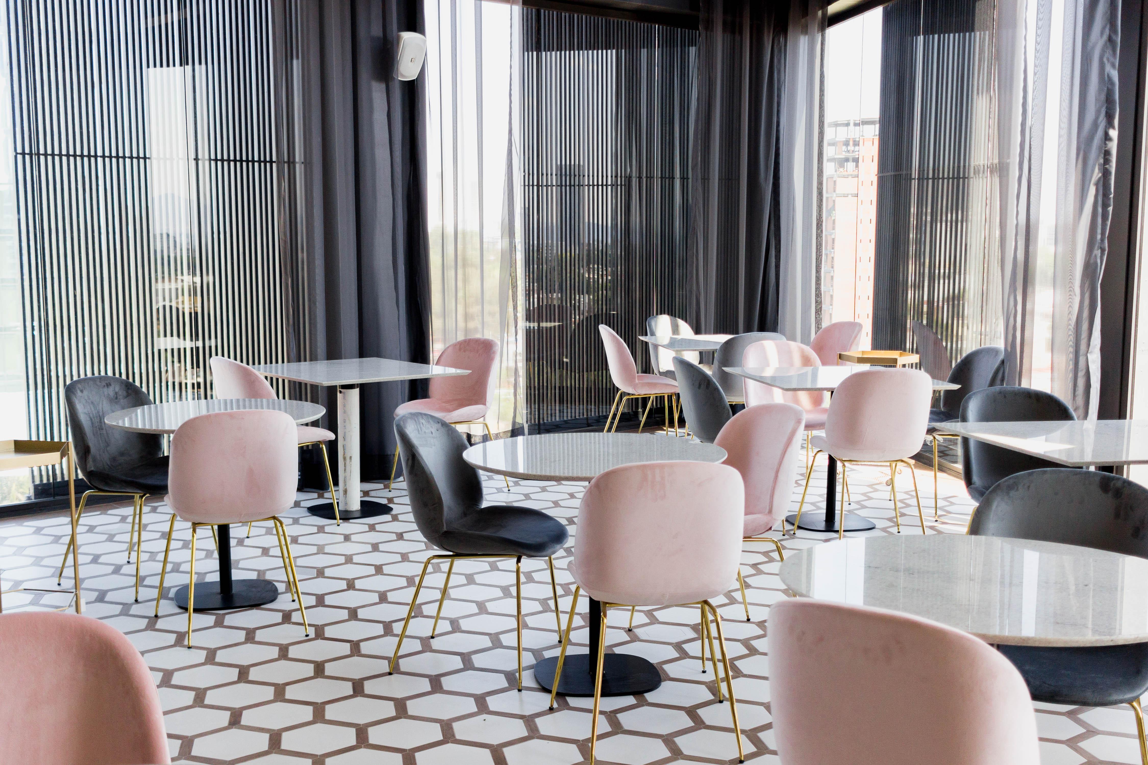 Becquer Hotel