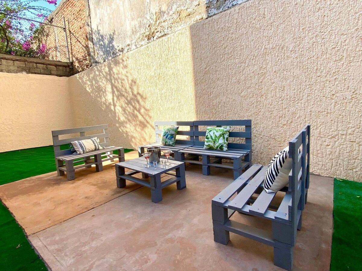 Planta Baja Enorme, Jardín, Parking, Hasta 11 Pax Apartamento *