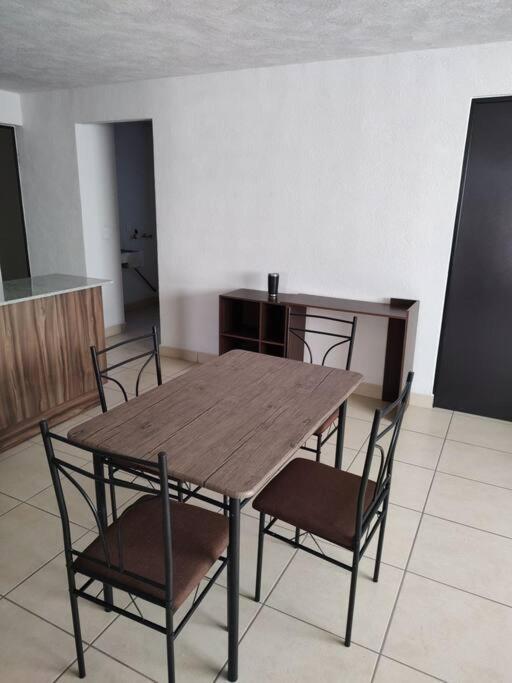 Excelente Departamento Centrico. Apartamento Guadalajara