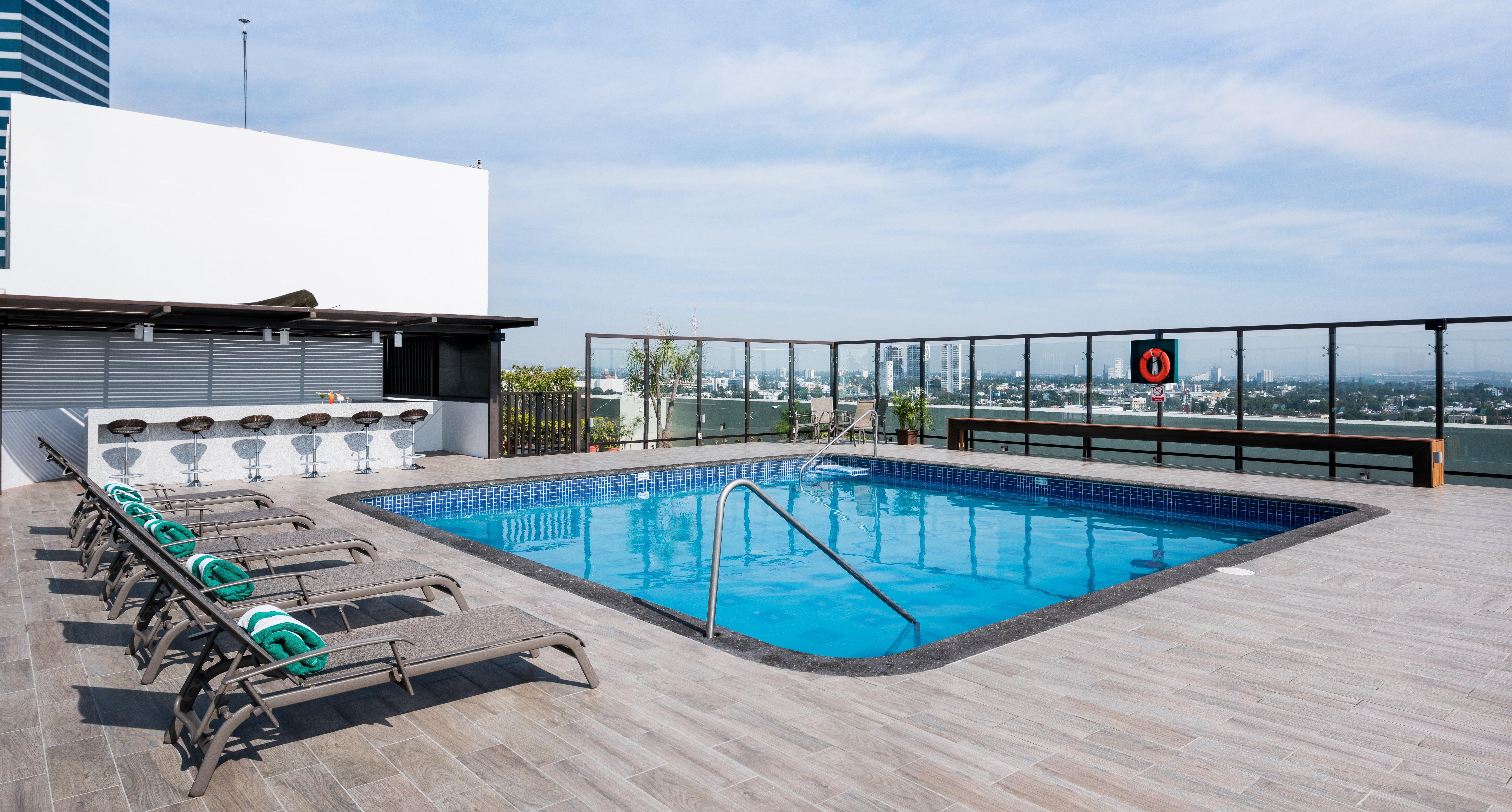 Select By Ihg 4*