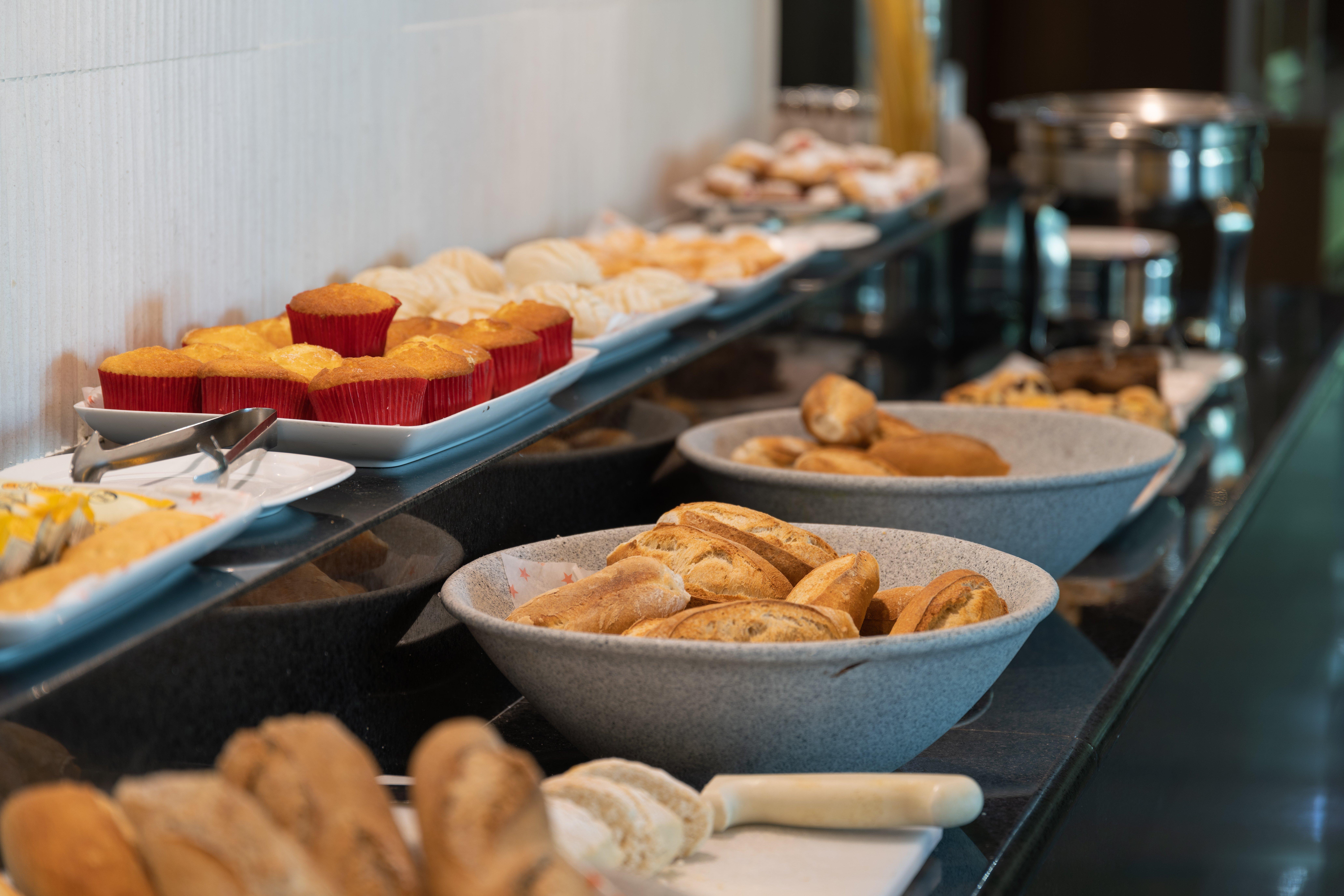 Select By Ihg