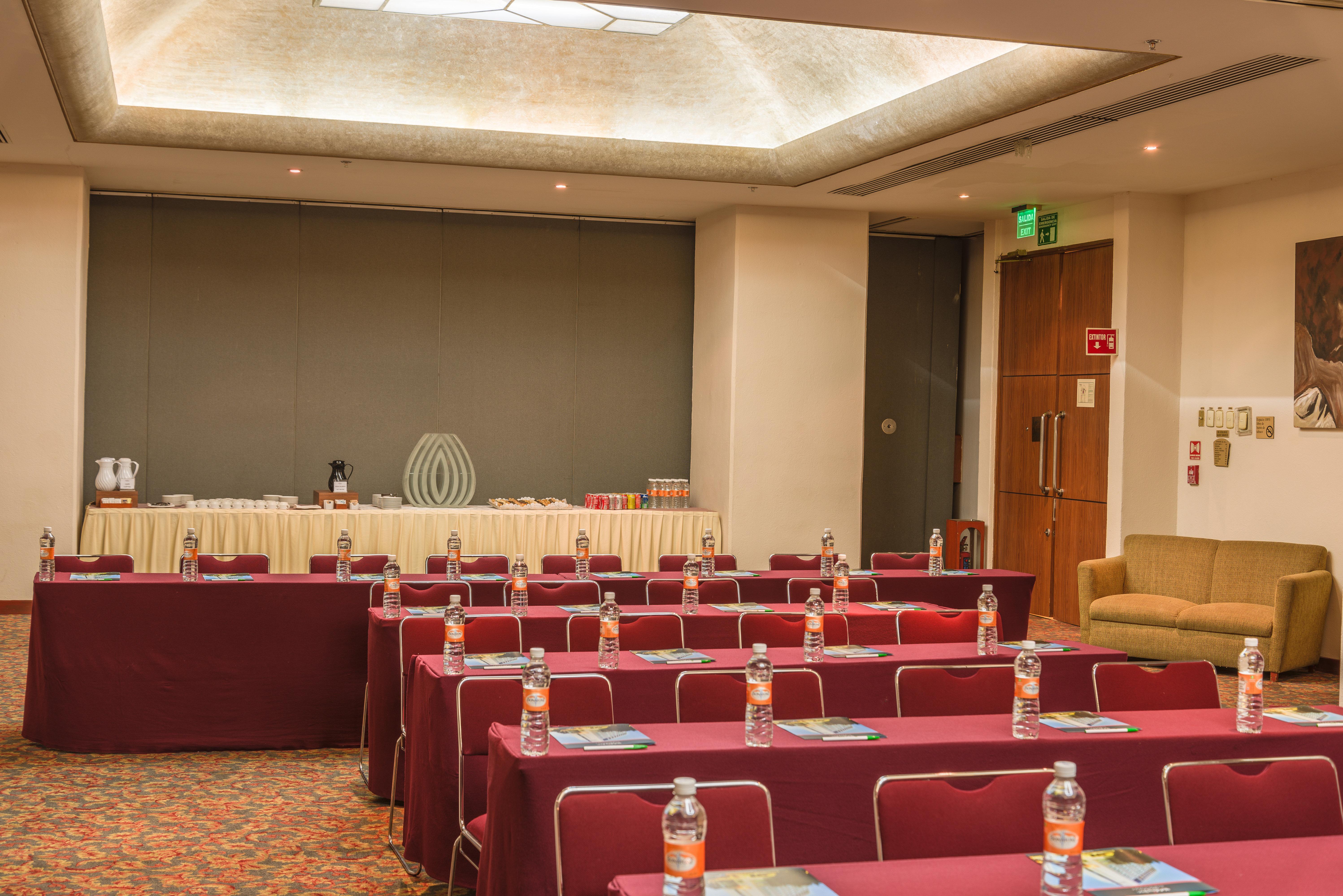 Select By Ihg Guadalajara