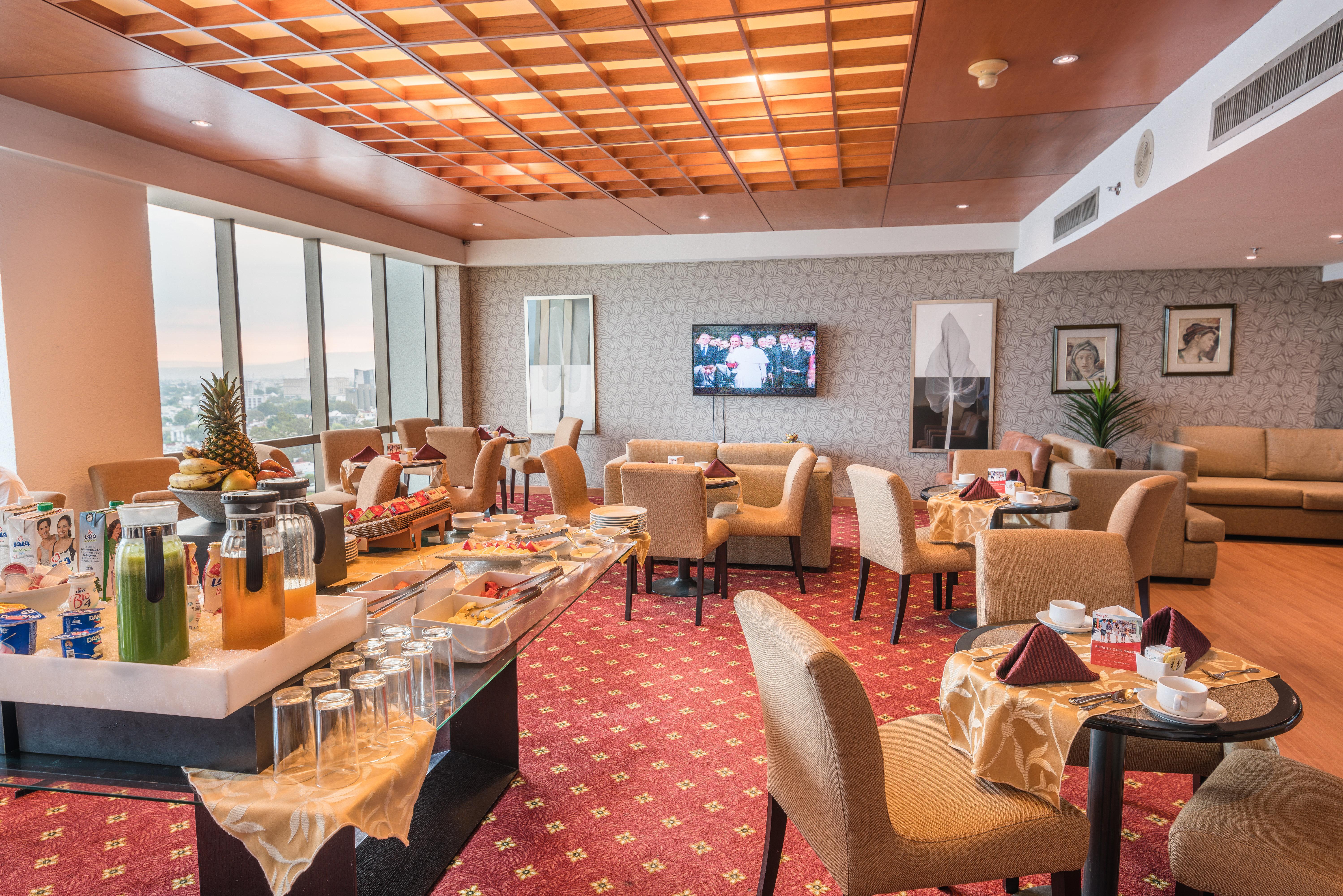 Hotel Select By Ihg 4*