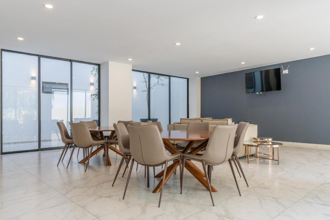 Lujoso Con Roofgarden / Limpieza Diaria Apartamento Guadalajara