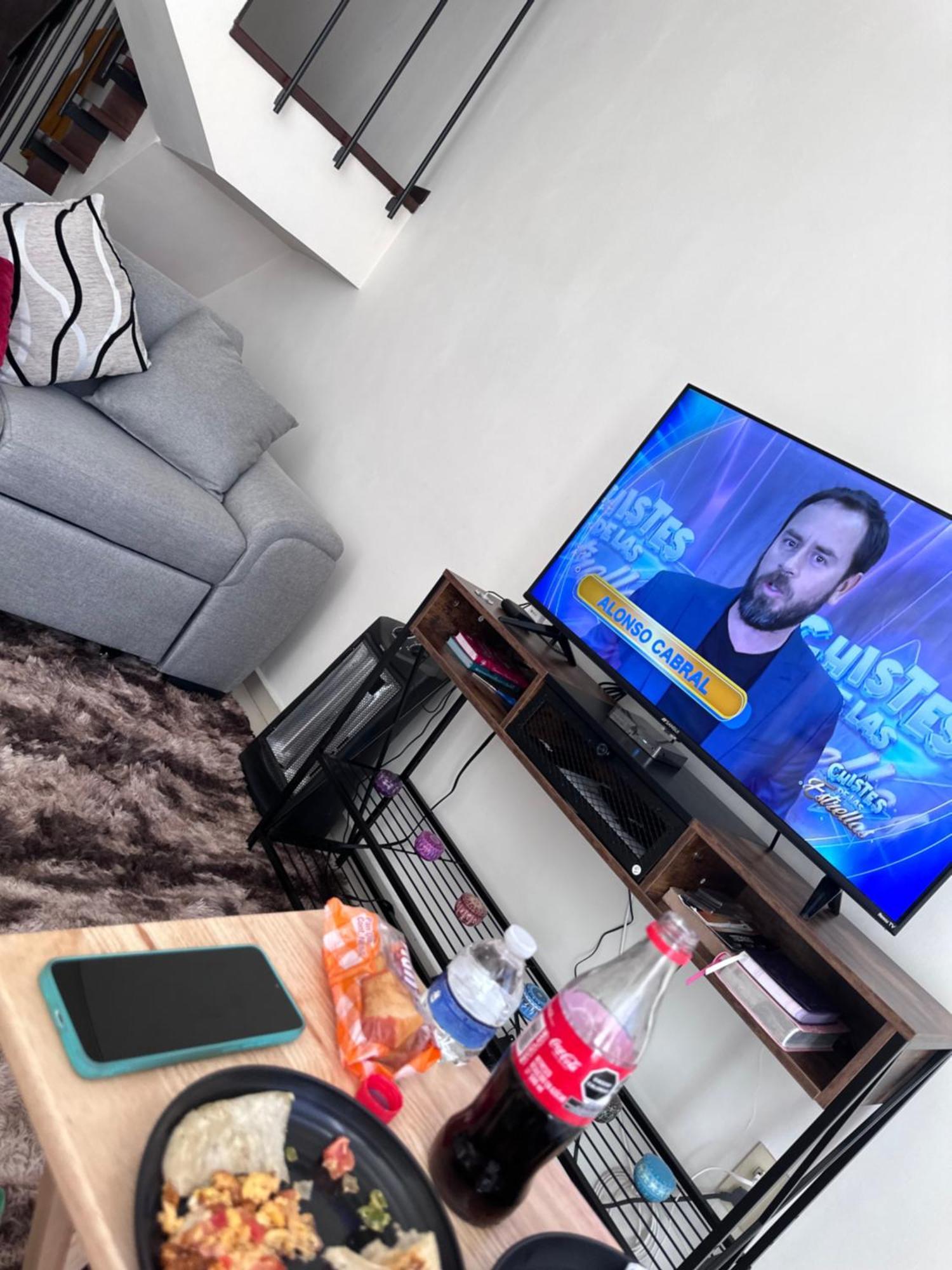 Av De Rosas Apartamento