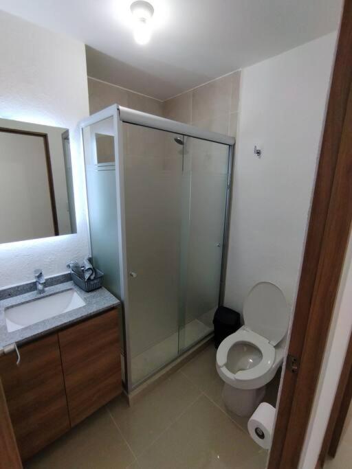 Escenia Comfort, 9th Floor With Awesome Views! *