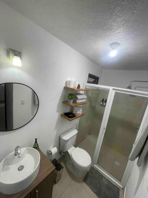 Tranquilo Y Moderno Dpto En Buena Zona De Gdl Apartamento Guadalajara