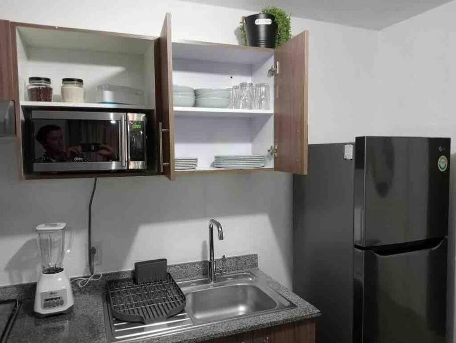 Apartamento Tranquilo Y Moderno Dpto En Buena Zona De Gdl