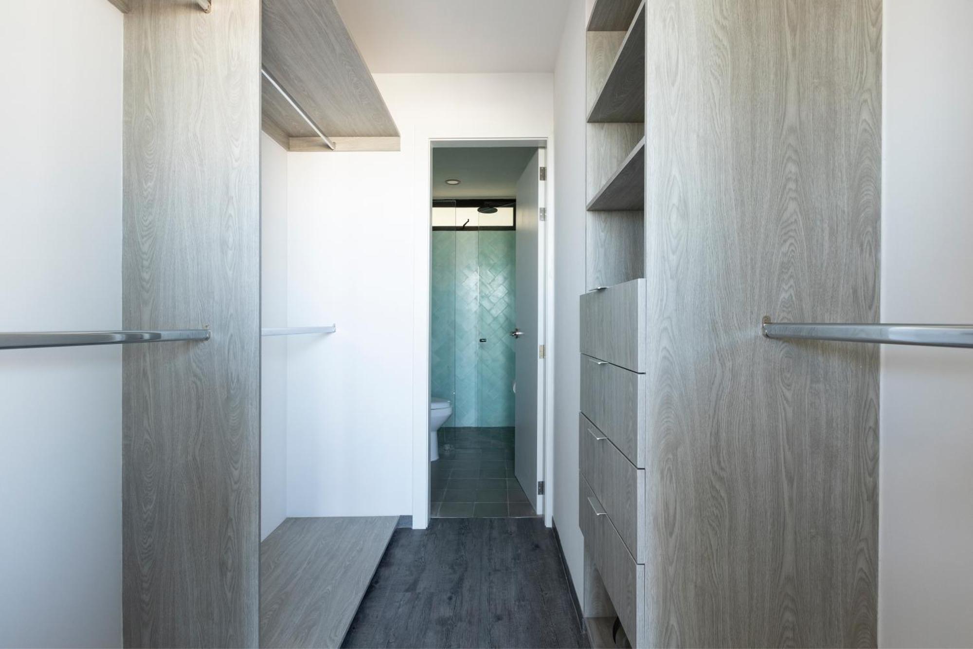Hotel Loft In The Heart Of Americana, Have An Artsy