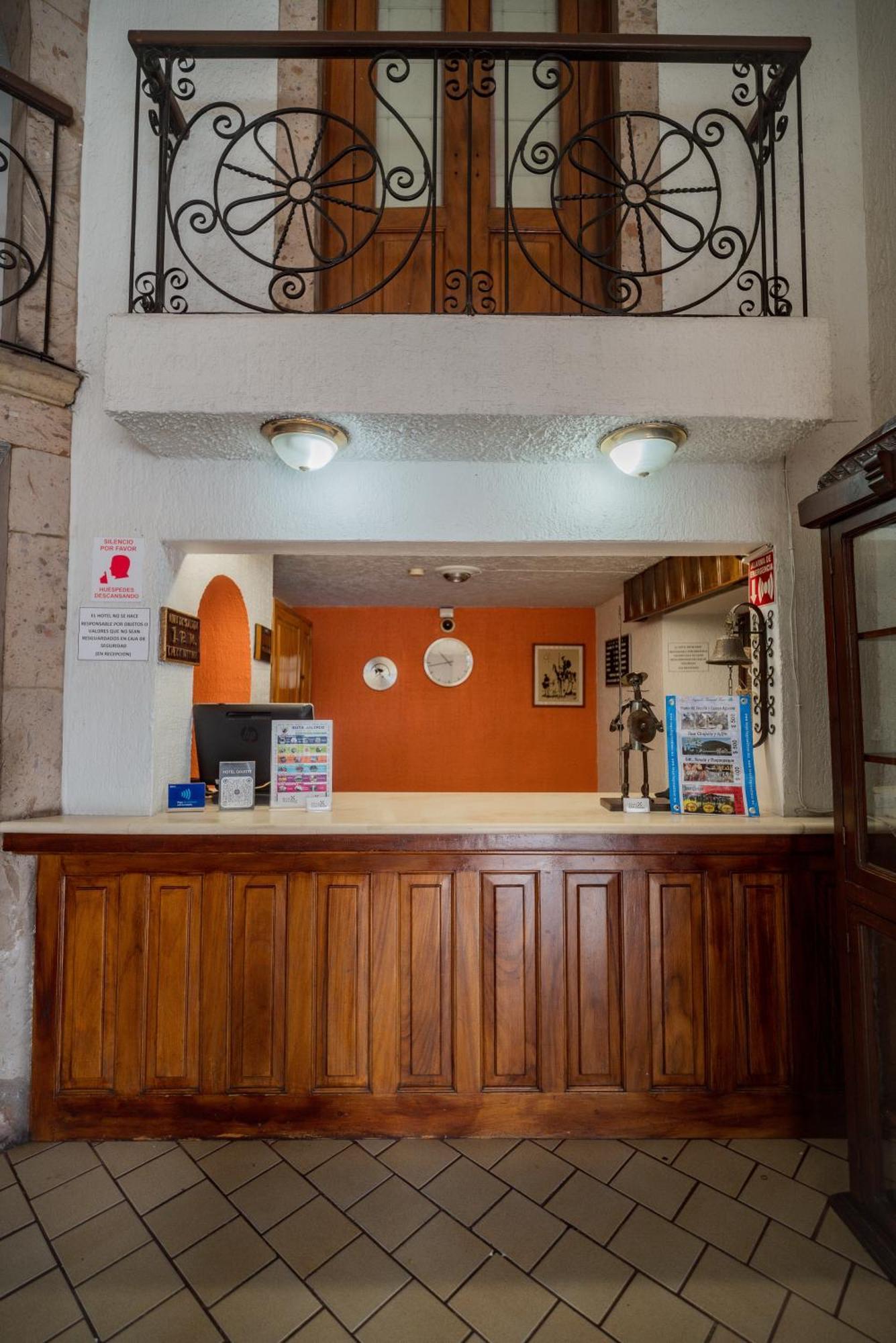 Hotel Don Quijote Plaza - Centro Historico 3*