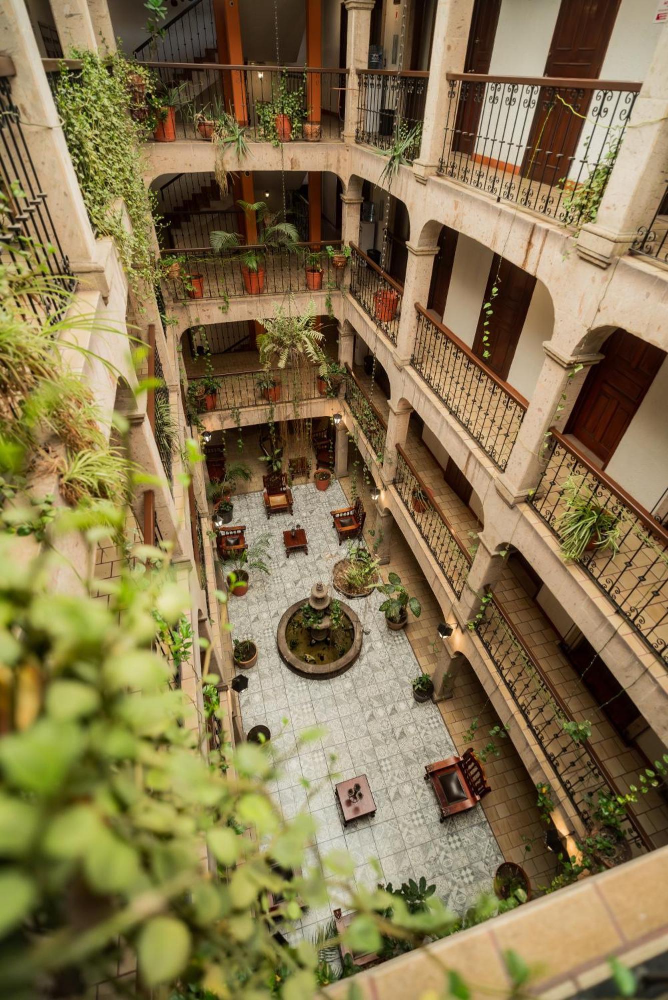 Don Quijote Plaza - Centro Historico 3*