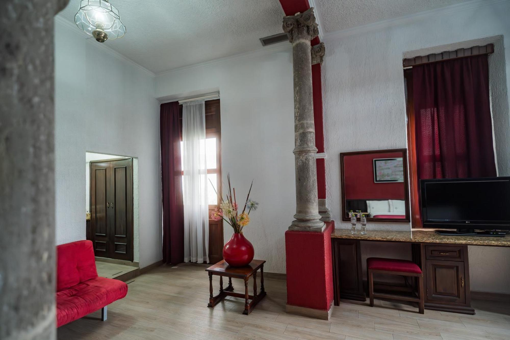 Don Quijote Plaza - Centro Historico Hotel 3*
