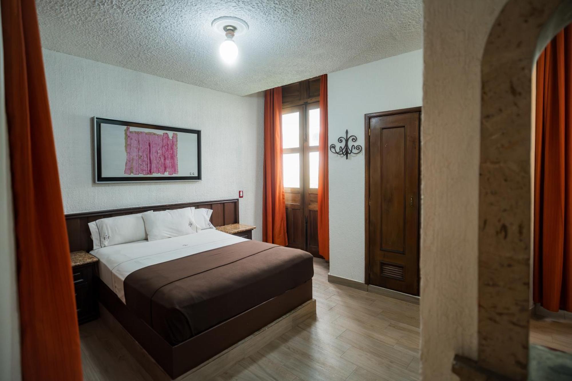 Don Quijote Plaza - Centro Historico 3*