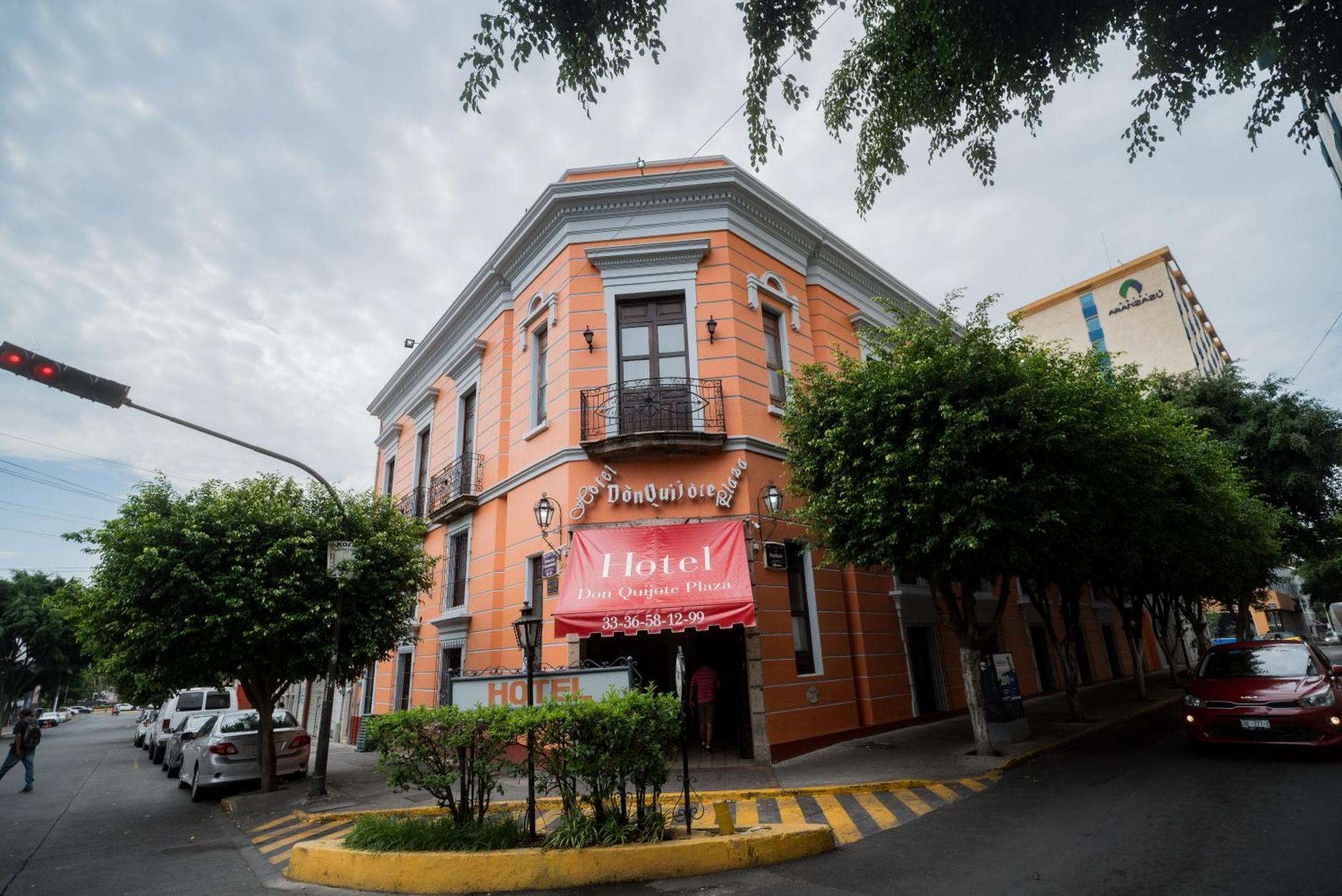 Don Quijote Plaza - Centro Historico 3* Guadalajara