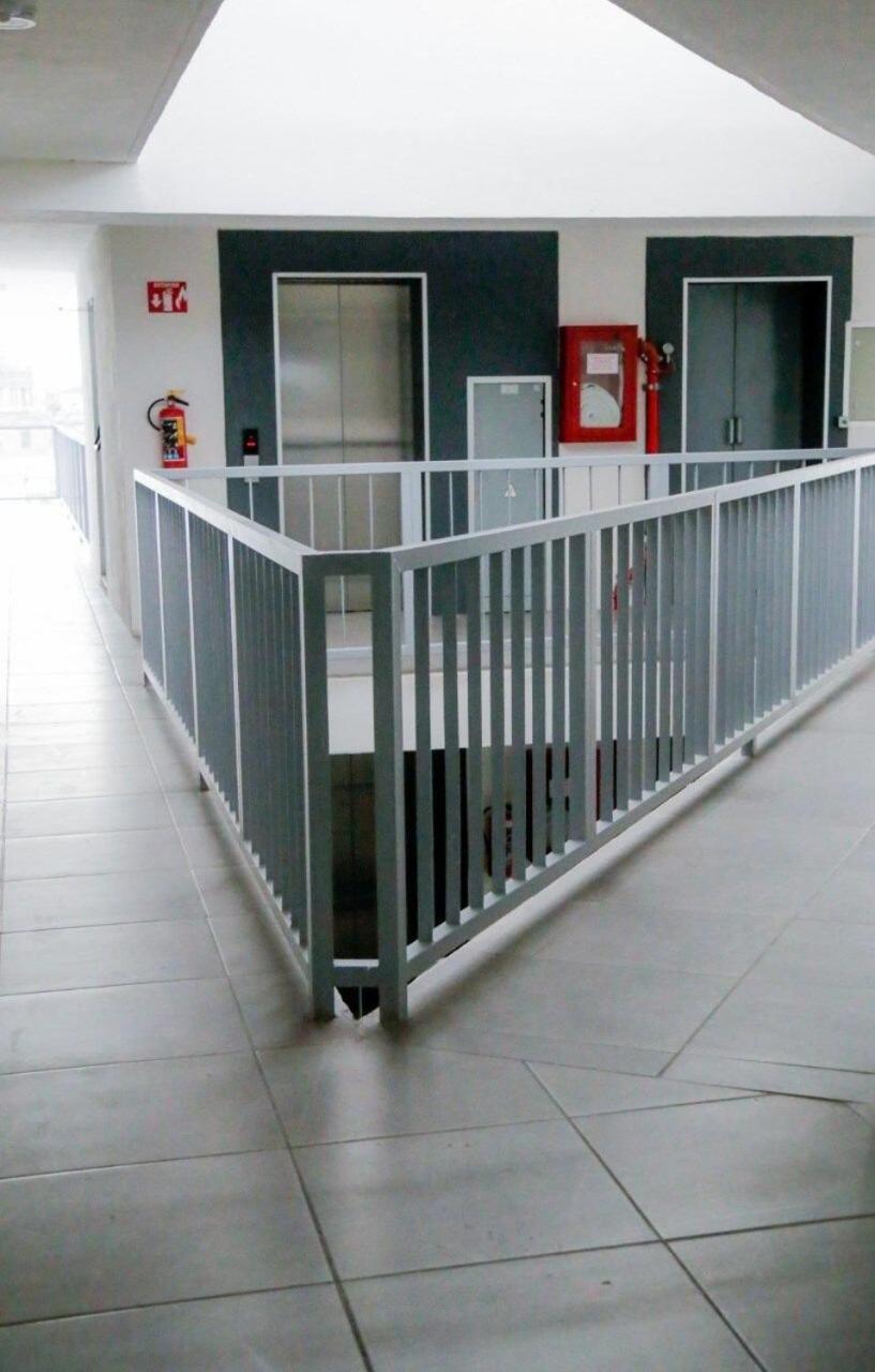 Apartamento Luxury Flat In *