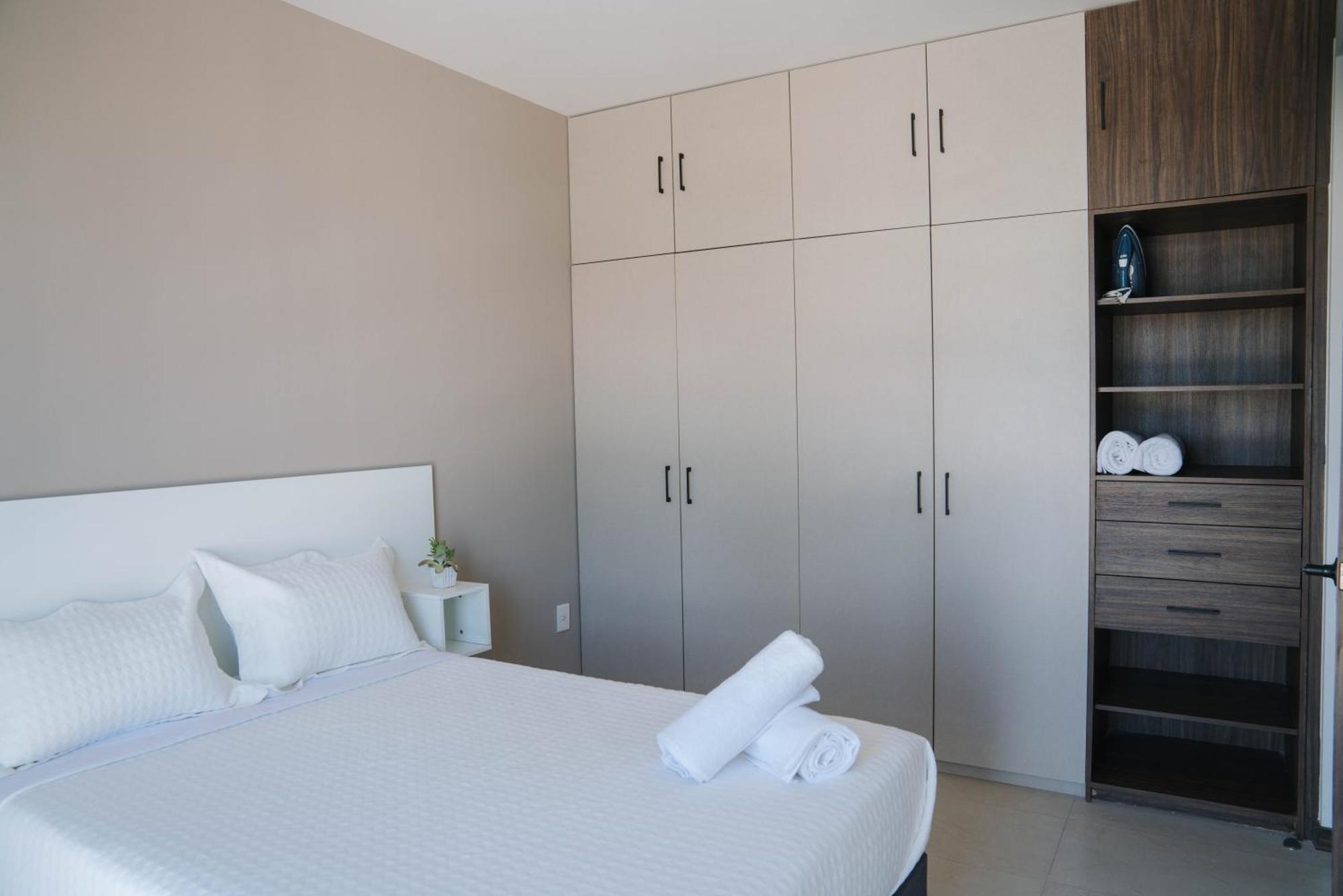 Financial District! Modern Getaway M03 * Guadalajara