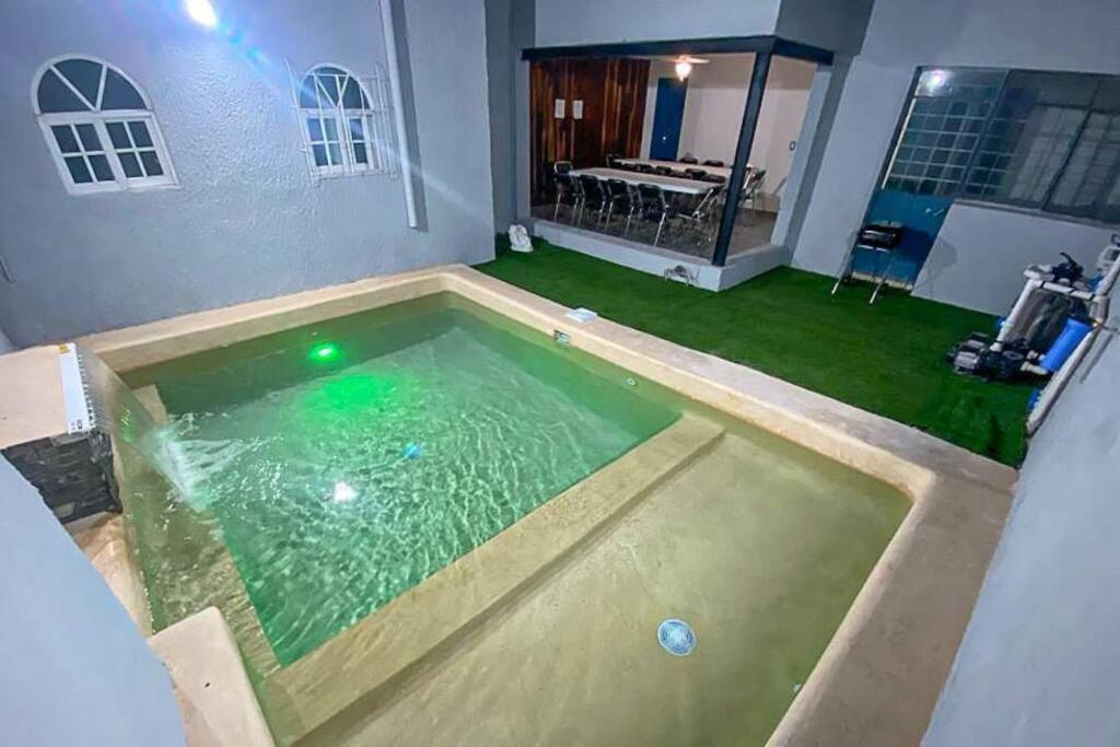Casa Con Alberca Climatizada Y Terraza Para 20 *