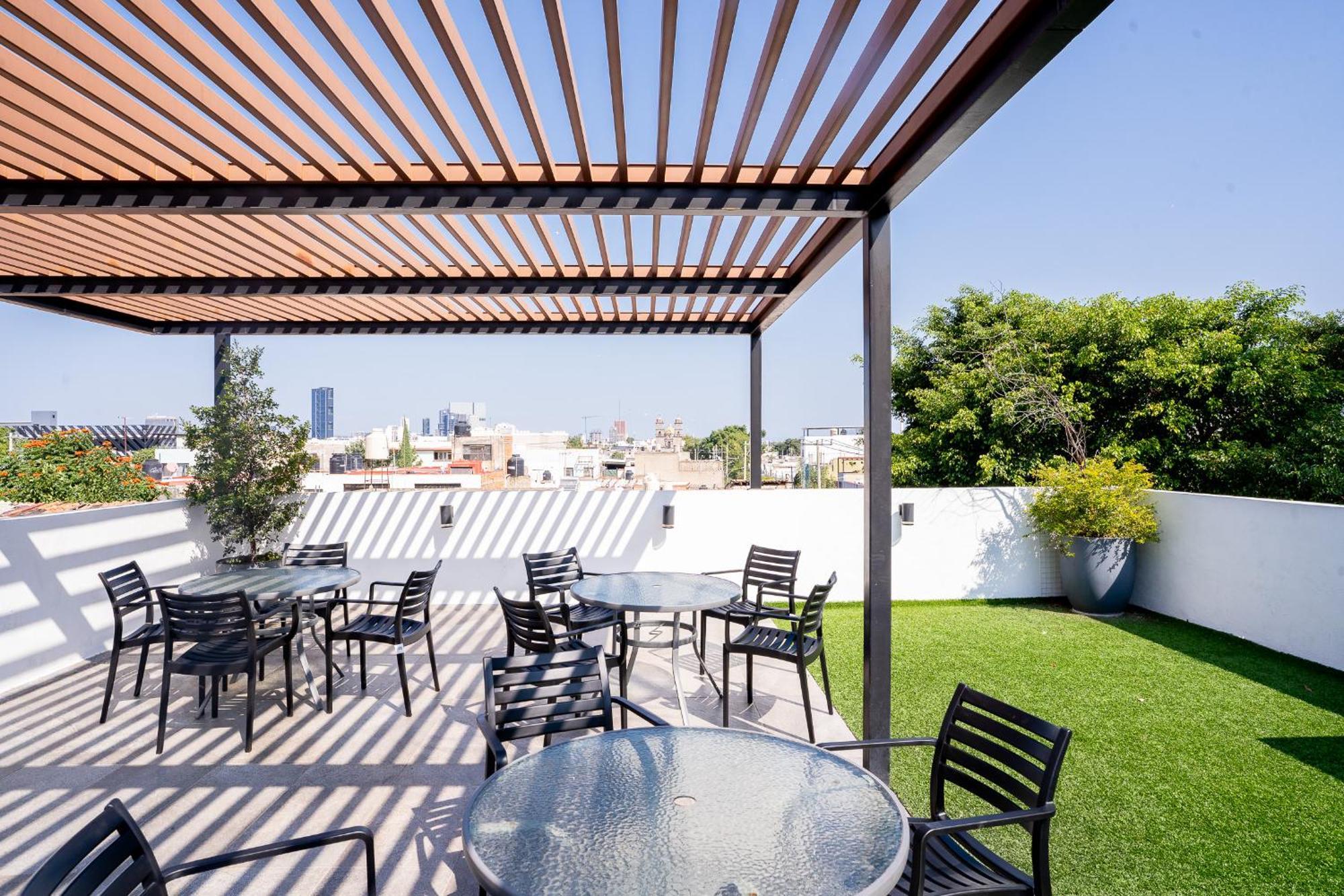Super Ubicado, Colonia Americana, 4 Camas, Terraza Con Barbacoa Apartamento *