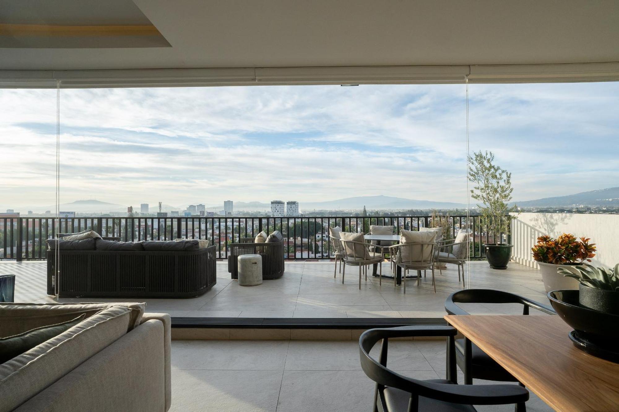 Centrico Departamento Con Rooftop Y Vistas En Zapopan Apartamento *