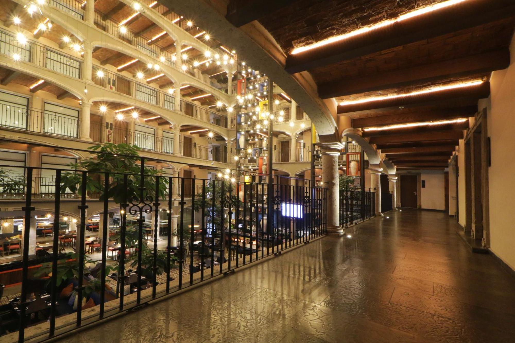 Hotel Indigo Expo By Ihg