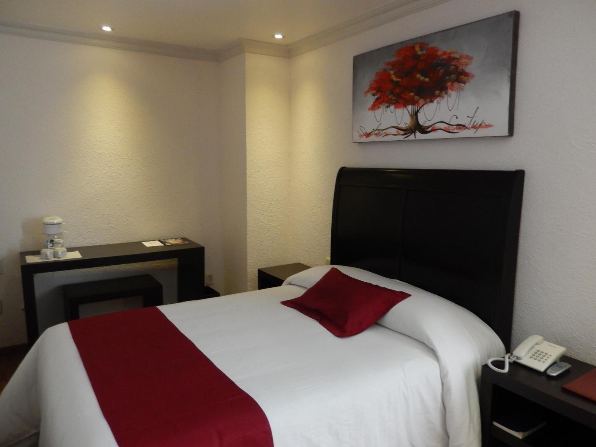 Hotel Roma In Downtown 4*
