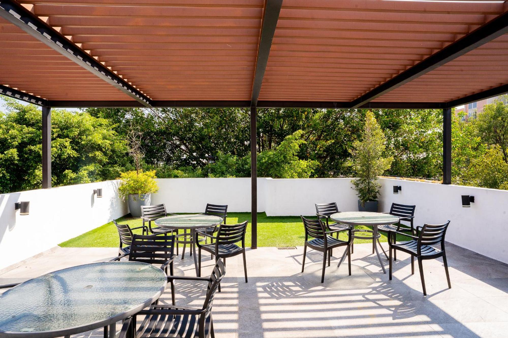 Apartamento 2 Habitaciones, 4 Camas, 2 Banos, Wi-fi, La Americana *