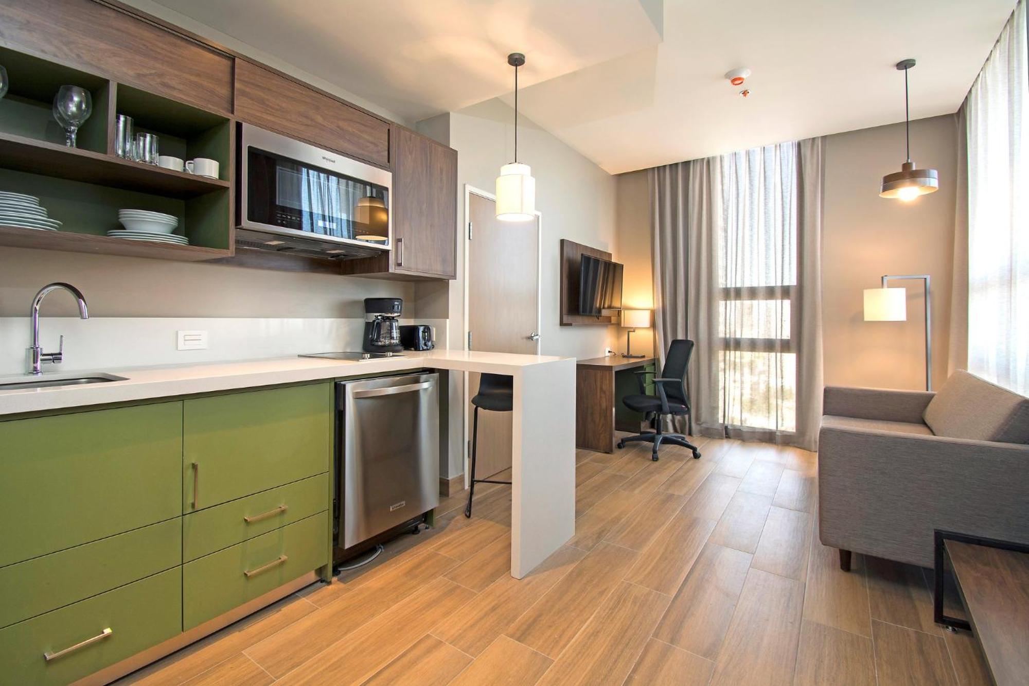 Staybridge - Novena By Ihg