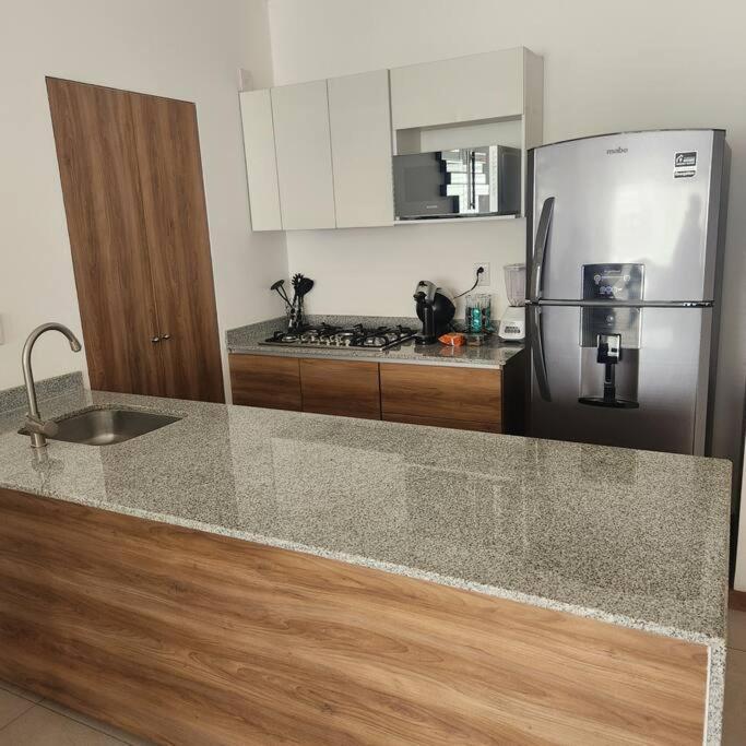Apartamento Zona Sur Con Alberca Y Vista A La Ciudad Apartamento