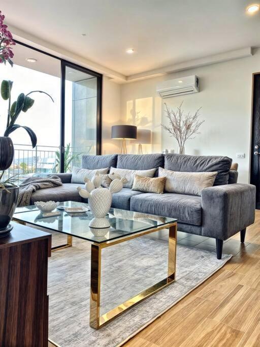 Acogedor 2br, Fast Wifi, Elegante, Centrico Apartamento
