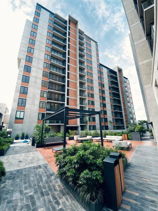 Apartamento Acogedor 2br, Fast Wifi, Elegante, Centrico *