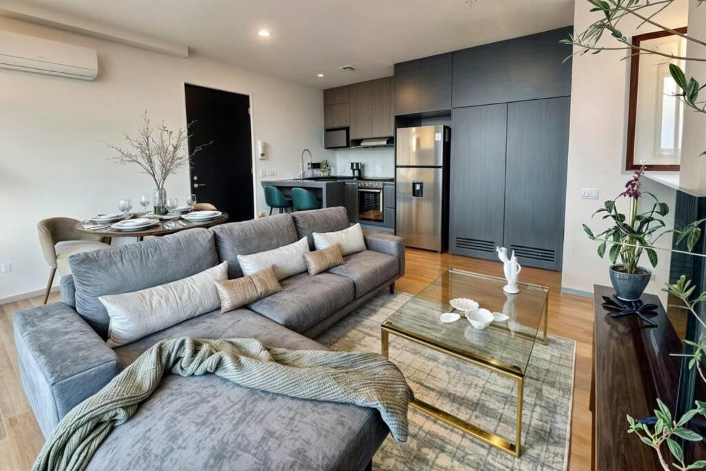 Acogedor 2br, Fast Wifi, Elegante, Centrico *