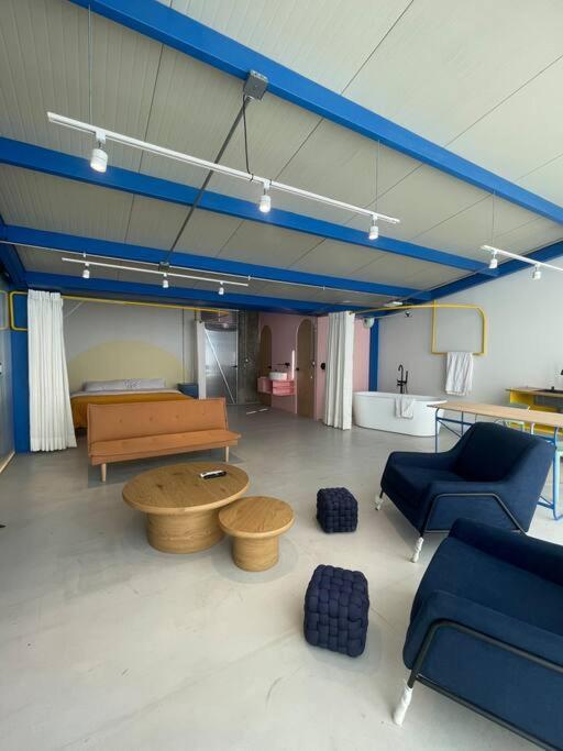 Aesthetic & Colorido Loft Con Tina Cerca Al Telmex Apartamento